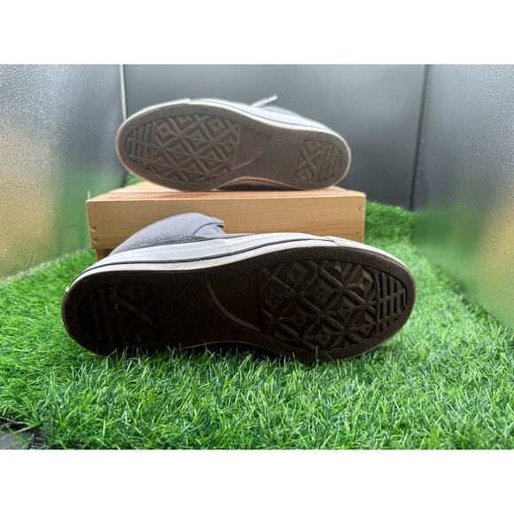 Converse- Chuck Taylor- Gray-High Tops- Size 8M/10W - Picture 10 of 10